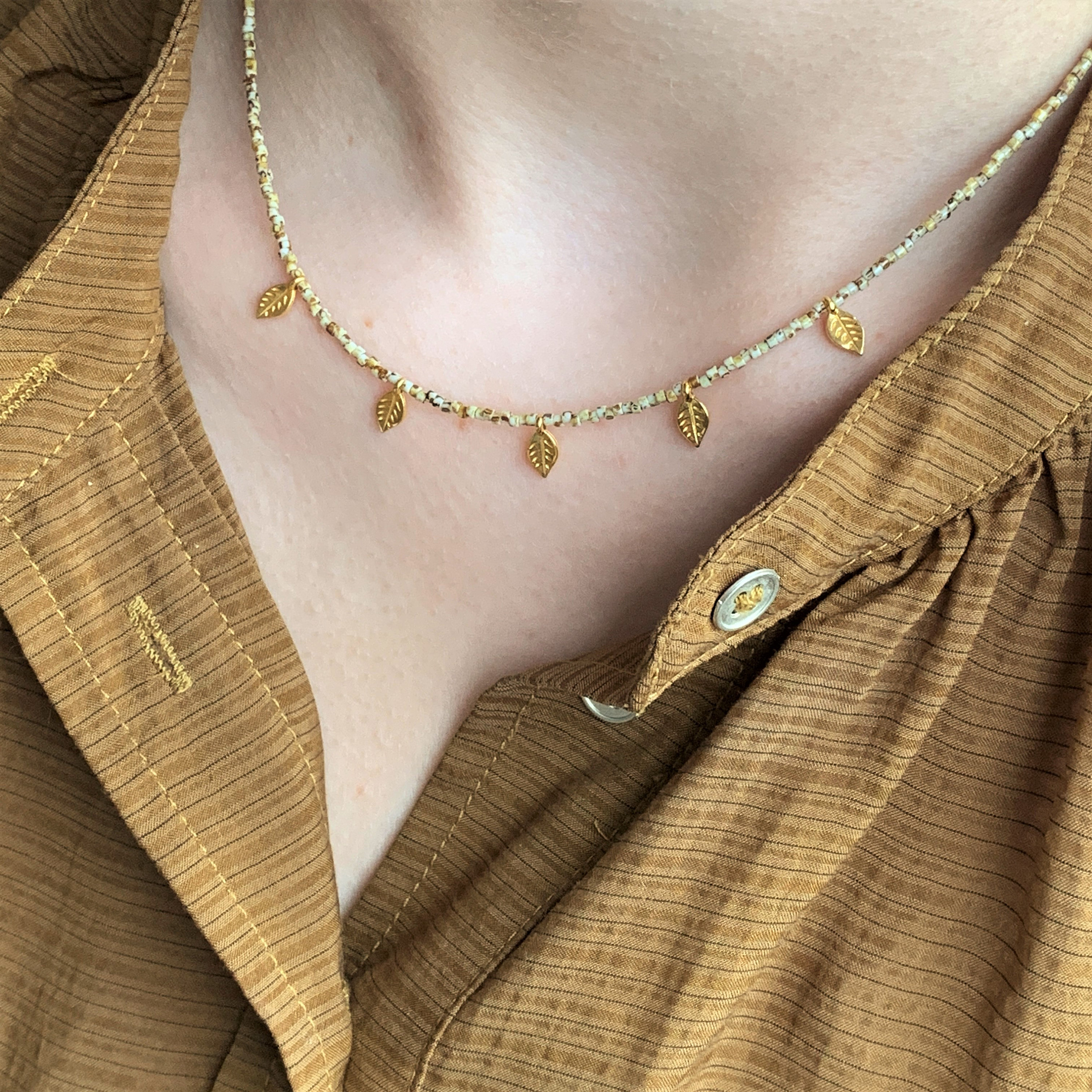 Semi-Precious Stone Seed Beads Choker Necklace