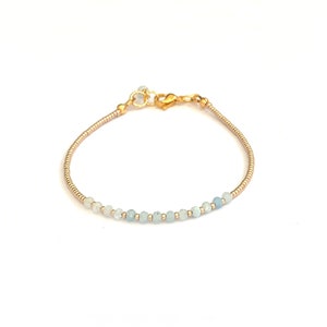 Zilveren armband gezet met cabochon geslepen Aquamarijn | Zilveren Edelsteen Armbanden