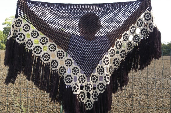 Hand Crocheted Black Shawl - Etsy display picture 2