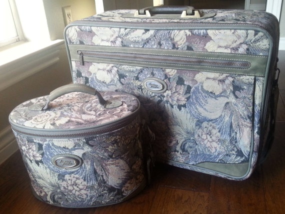 american trunk and case luggage sets