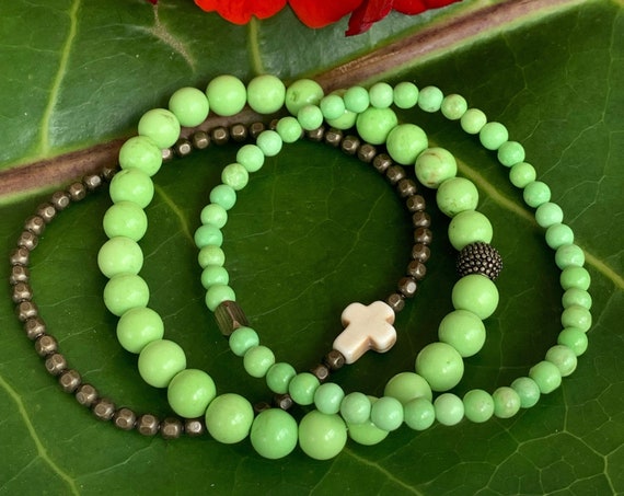 SALE - DISCONTINUED - Wristocracy - Magnesite and Antique Brass Bracelets - (set of 3)