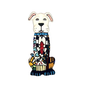 Lembrança de cerâmica pintada à mão para cinzas de cachorro – Memorial personalizado para animais de estimação com arte em suéter – Homenagem personalizada – Urna com escultura de cachorro – Urna com estatueta