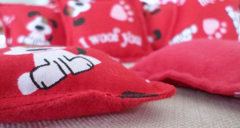 Valentine's Day Classroom Exchange Handwarmers I Woof You Set of 6 image 4