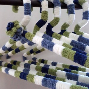 Soft yarn no-slip hanger, Ready to ship, practical and pretty, &quot;Prairie&quot;, vintage favorite with modern upgrade, perfect gift