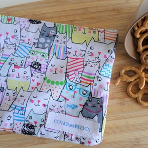 Reusable Washable Snack Bag, Reusable sandwich bags, Eco friendly, In Stock and Ready to Ship, Geometric Cats, Get ready for back to school