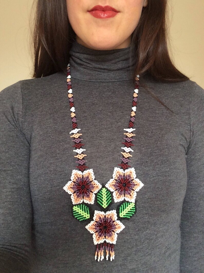 Huichol Beaded Necklace Durazno Flower Necklace