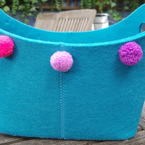Thick Felt open storage box with pompom detail