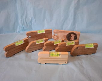Motorhome Spirit Level Keyring: Handmade Oak or Pine Campervan Gift