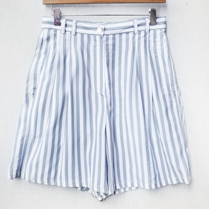 Vintage 1980s Grey and White Striped Shorts, 28in Waist (S)