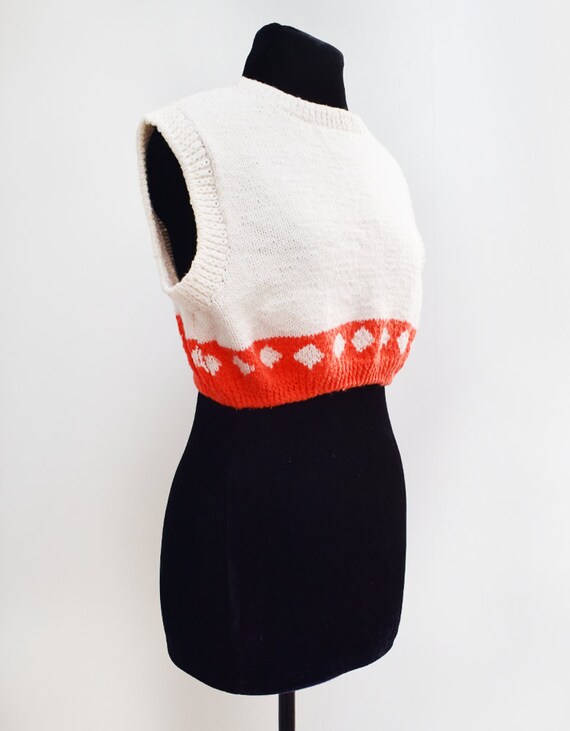 Vintage 1970s Cream and Red Knit Cropped Tank Top… - image 4