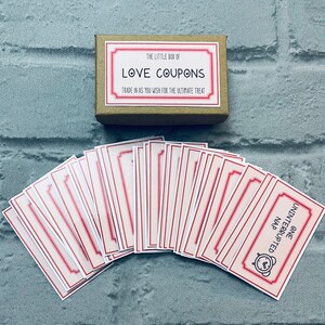 Coffret cadeau Coupons d'amour | Cartes de vœux pour couples | Cadeau drôle romantique pour lui elle | Saint-Valentin | Idée cadeau d'anniversaire |