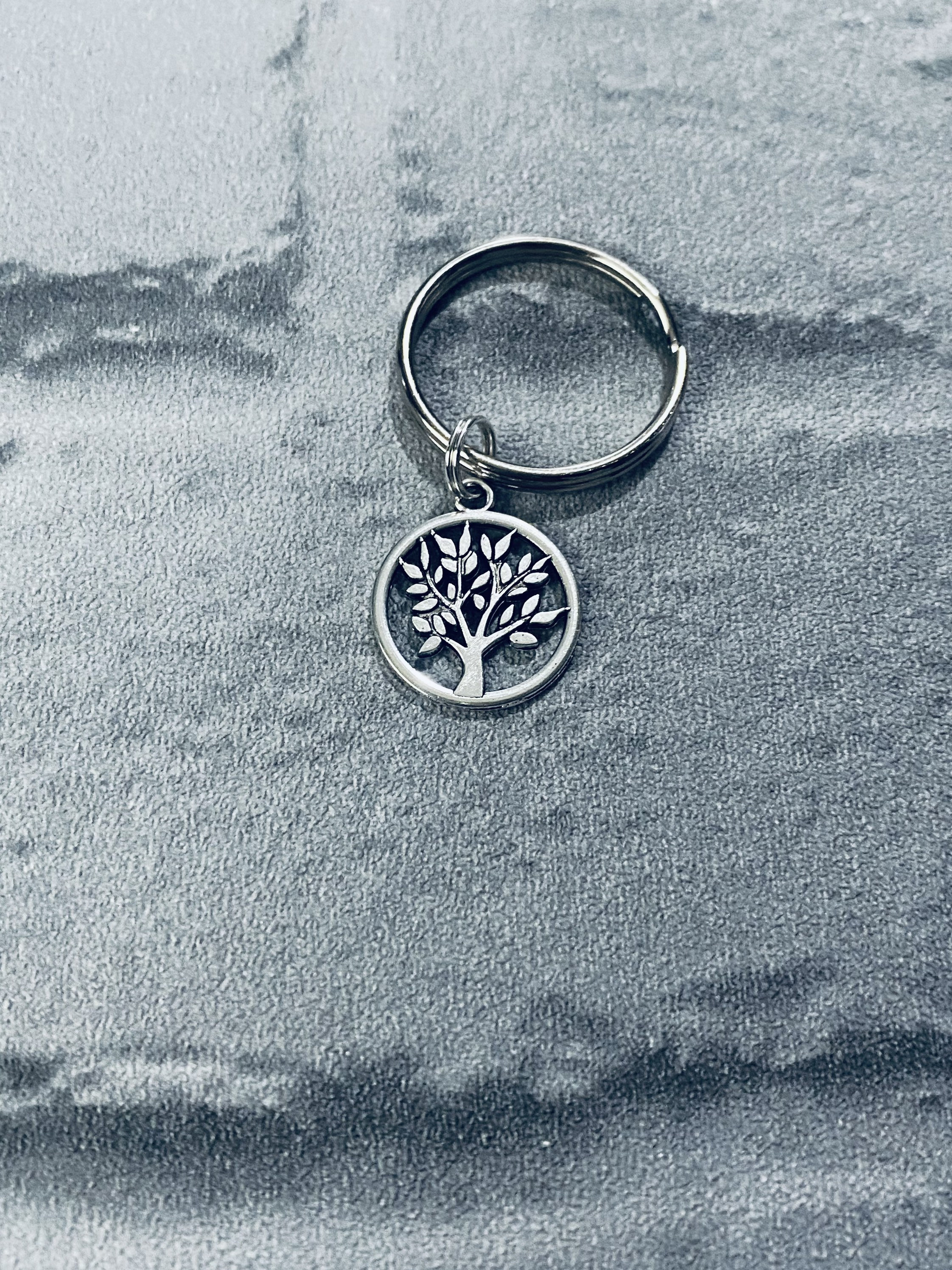 Tree Keyring Tree of Life Keyringfamily Tree Giftdaughter in Law - Etsy UK
