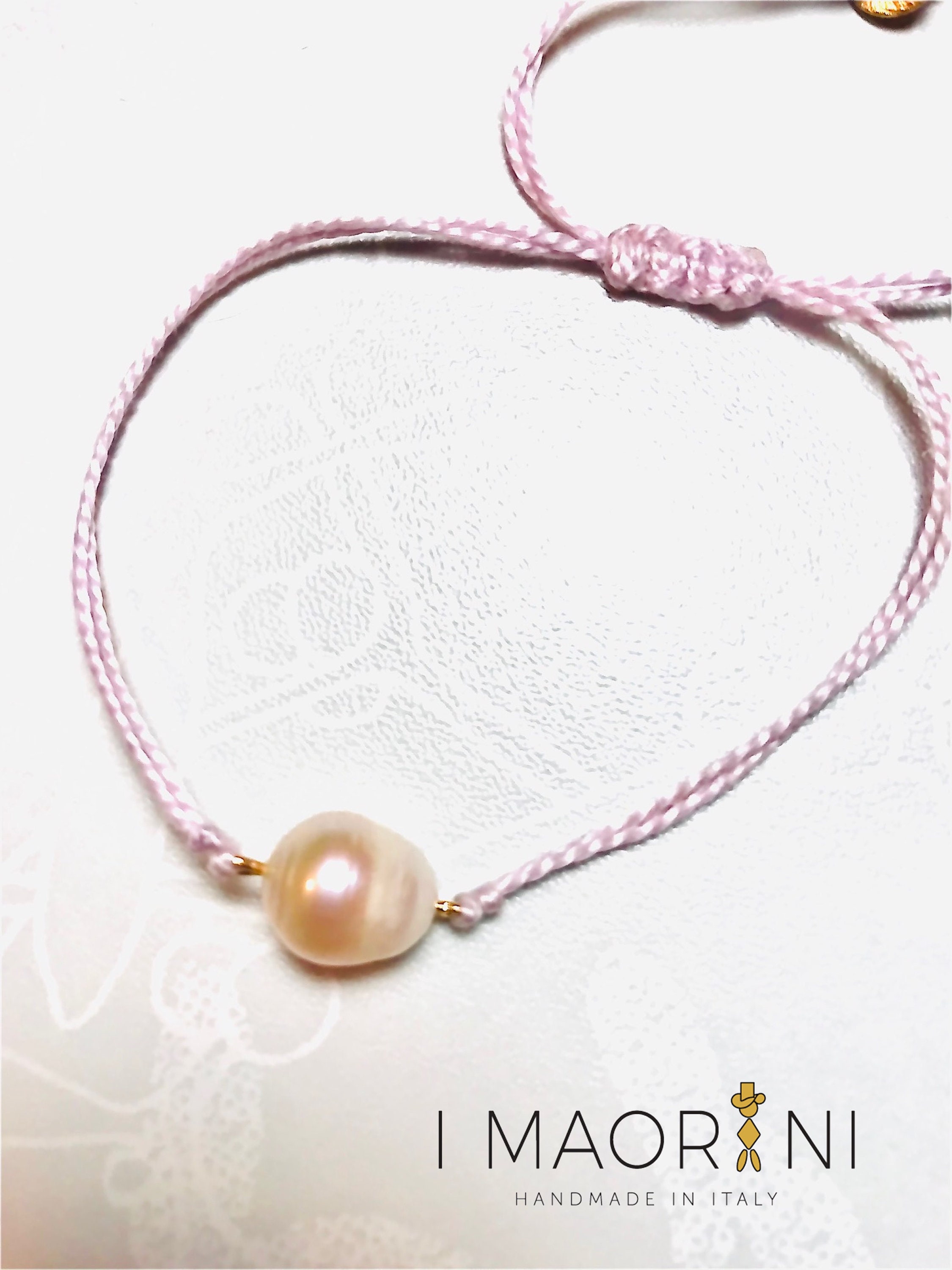 Delicate Bracelet With Freshwater Pearl and String 