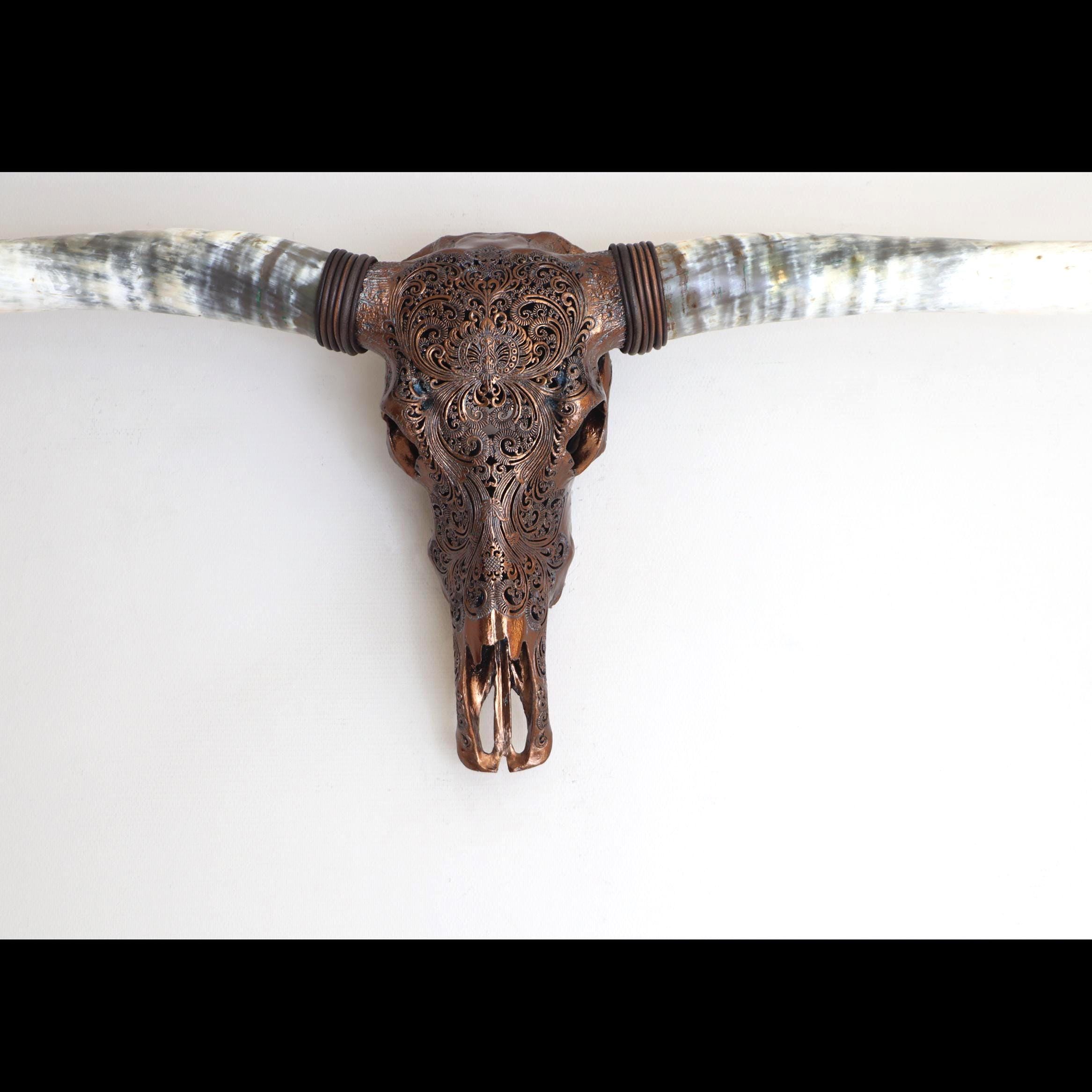 Decorazione da parete a forma di teschio di toro in alluminio argentato | Leroy Merlin