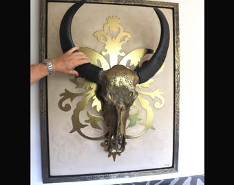 Buffalo Skull,Victorian Buffalo Skull ,Rustic Wall Decor,Living Room Wall Decor,Buffalo Skull On a Wooden Panel With Frame