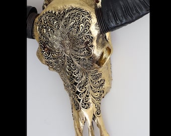 buffalo skull design made by hand carving, Bullskull, Restaurant decor, livingroom decor, wallmount gilded skull for mancave, flower design