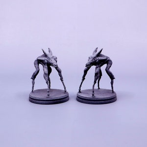 The Dark Crystal Board game, Garthim and Landstrider, from the movie The Dark Crystal, paintable tabletop mini-Figure Landstrider x2