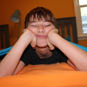 TWIN Summer Mesh-Lycra Sensory Compression Bed Sheet for Kids with Autism, ADHD, SPD, Insomnia, Restless Leg Syndrome, weighted blanket