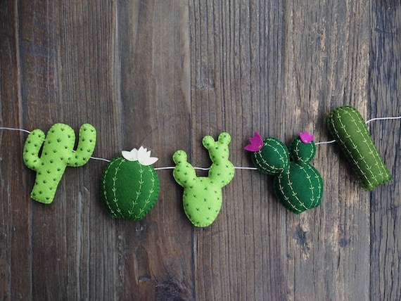 Filz Kaktus Girlande, handgenhte Wolle Kakteen Girlande, Kinderzimmer  Dekor - Etsy.de