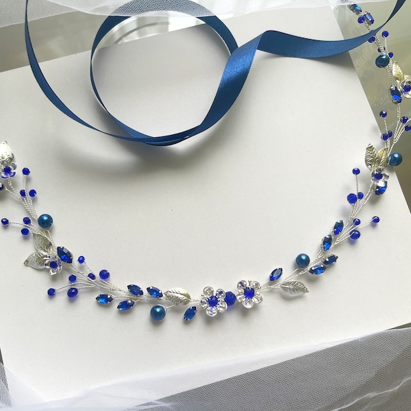 Blue bridal belt, Silver bridal vine sash, Pearl crystal sash, Pearl wedding dress sash, pearl flower bridal belt, Bridesmaid sash