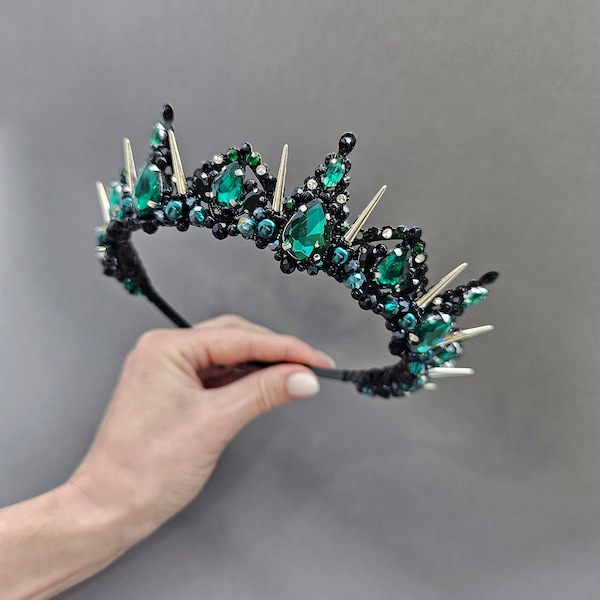 Green crown Black and Emerald tiara Emerald crown Emerald green tiara Emerald headpiece Green tiara Emerald headband Black crown Black tiara