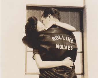 Rolling Wolves