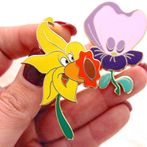 Flower Pins - Alice in Wonderland