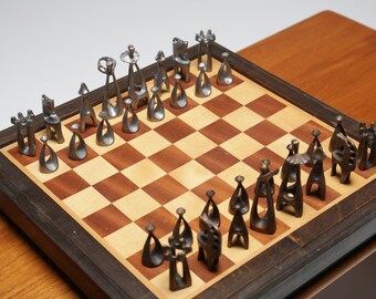 Jeu D'échecs Ancien En Bois - Cambodge, 18ème Siècle (pièces Rares)