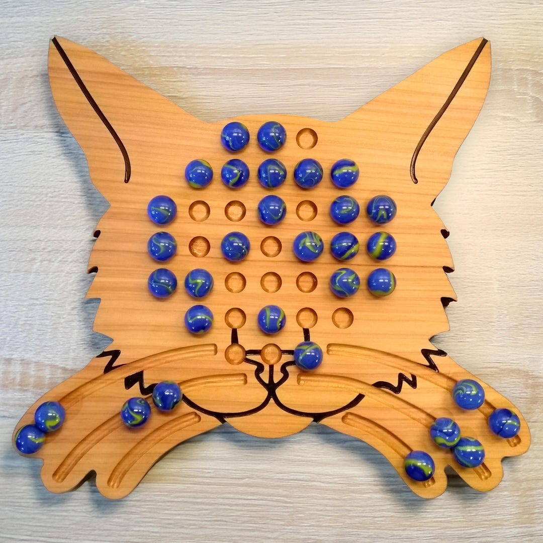 Ajuny Juego De Solitario De Madera – Tablero De 9 Pulgadas Con 33 Canicas Azules, Hecho A Mano