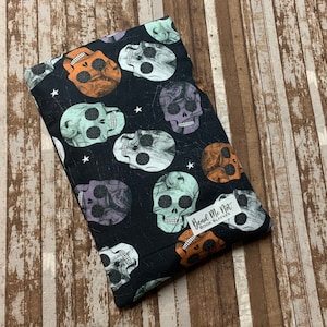 Indie Stars & Skulls Book Sleeve