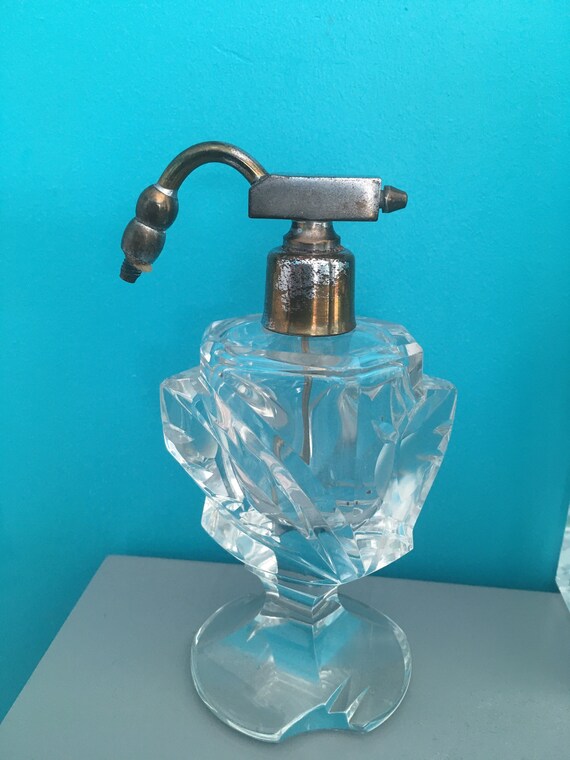 Vintage Art Deco glass perfume bottle, cut glass … - image 2