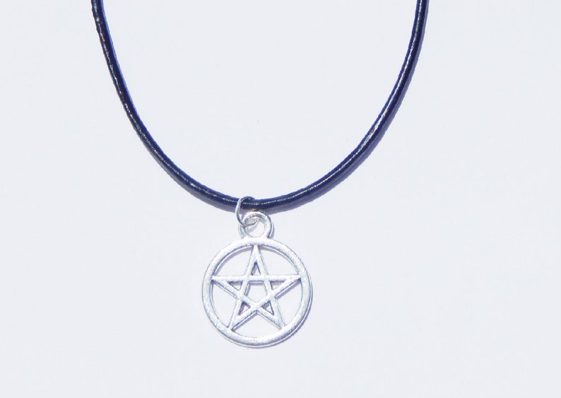 pentacle choker