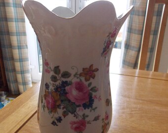 A reduced price..... Crown floral vase.