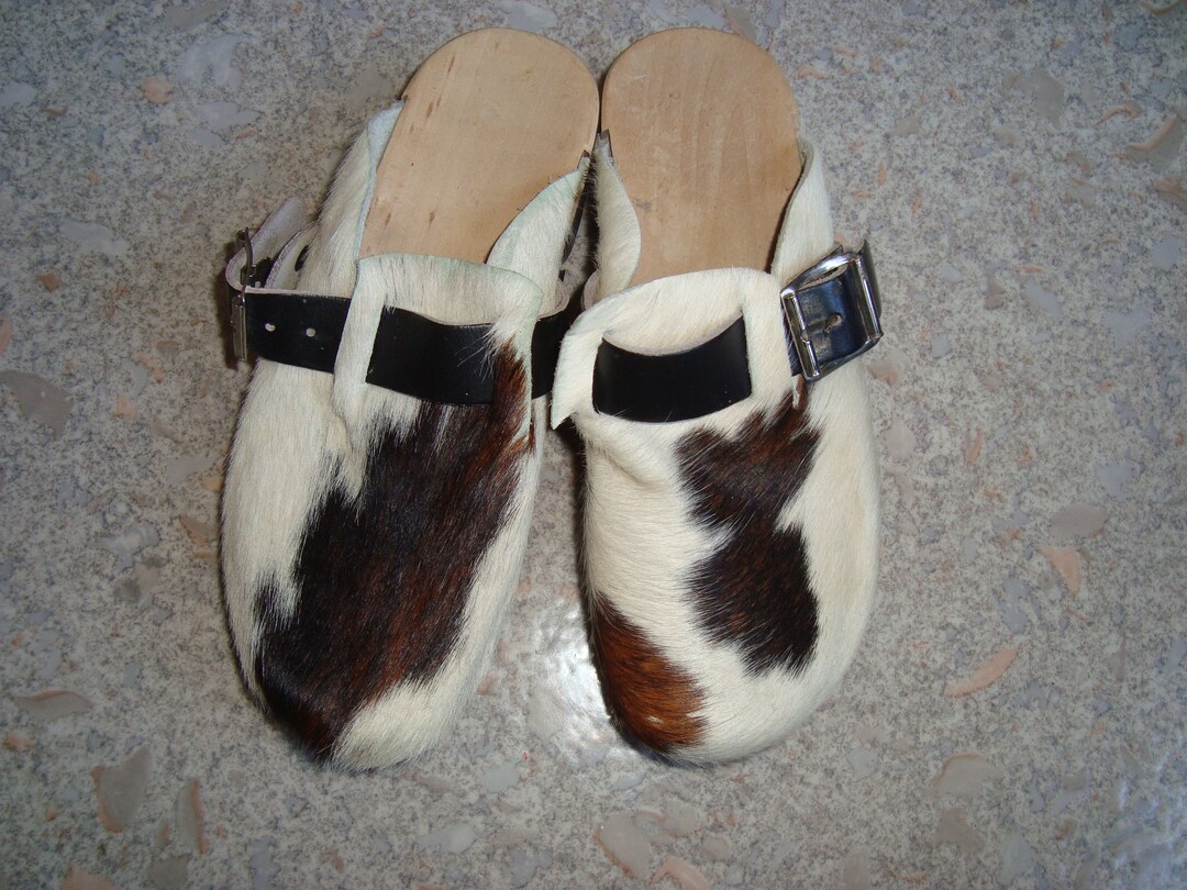 cowhide clogs