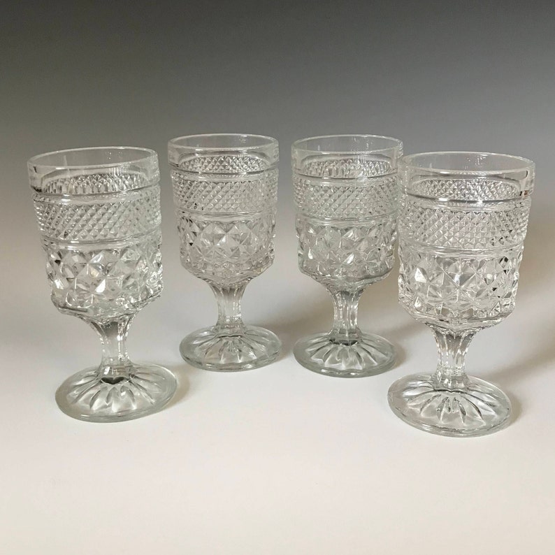 Set of 4 Wine Glasses 5 Oz Wexford Clear Claret Wine Glasses Etsy