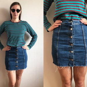Mini saia jeans azul vintage, mini saia com botões, saia jeans boho vintage, mini saia jeans retrô grunge, tamanho 36 saia jeans linha A