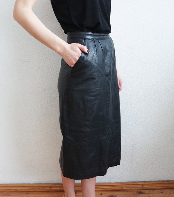 Vintage Black Real Leather Classic Woman Skirt Mi… - image 7