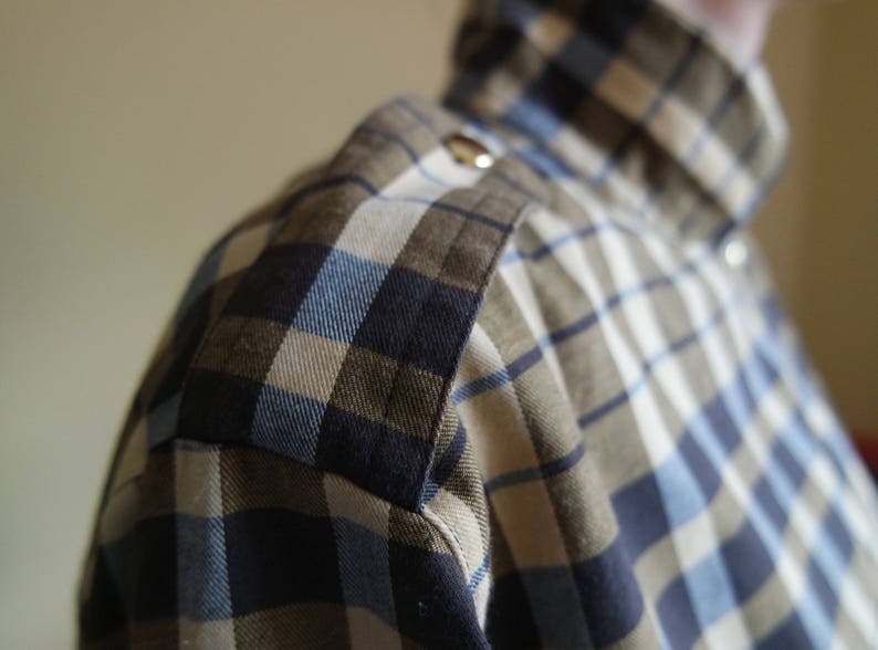 Vintage Shirt Unisex Oxford Shirt Chequered Longsleeve Unisex Womens size 42 Shirt Mustard Yellow Oxford Shirt Vintage Hipster shirt