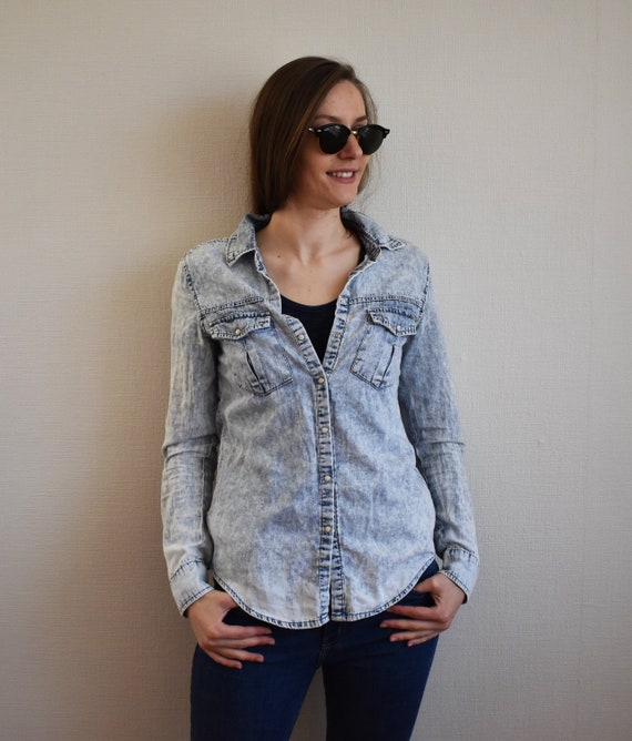 Vintage Denim Shirt / Womens Denim Shirt Light Blu