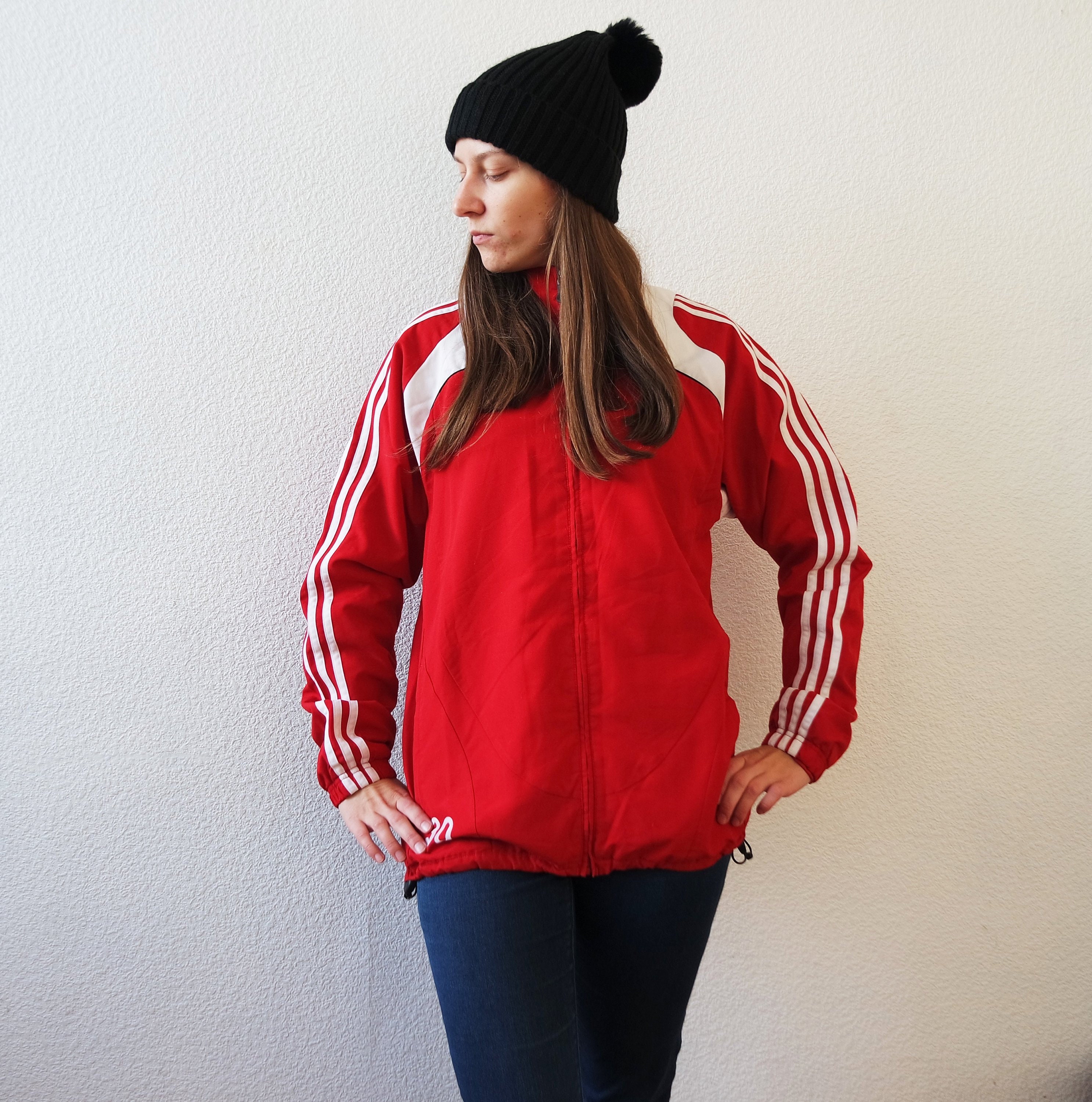 Red workout deals jacket
