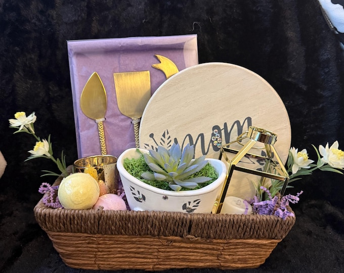 Mothers Day Gift Basket Medium