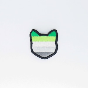 Broderad lapp för Pride Cat: HBTQIA+ kattungejacka-tillbehör