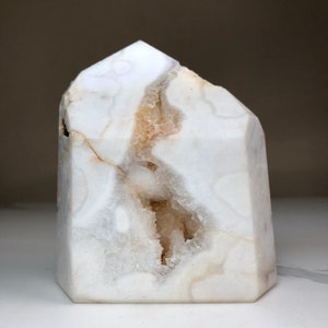 agate and druzy quartz tower // Brazil