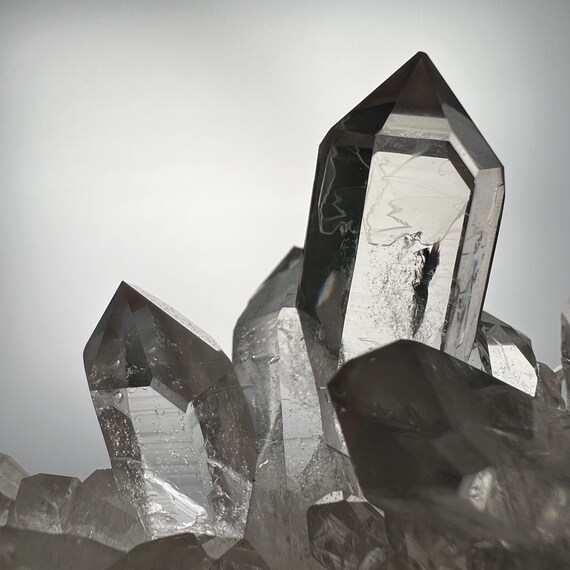 クリアクォーツ　クラスター　天然石　ブラジル産　置物 クリアクォーツクラスター｜ブラジル産クォーツ - Etsy 日本