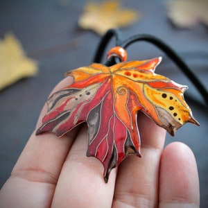 Woodland Necklace/Maple Leaf Necklace Earrings/Canada symbol gift/Autumn Fall Necklace/Forest Fairy Jewelry/Fall Jewelry/Red Enamel Necklace