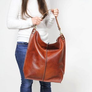 LARGE LEATHER Bag Cognac Brown Shoulder bag,  Hobo bag, Brown Slouchy Hobo, Brown Handbag, Everyday Bag, Women leather bag - Top zipper bag