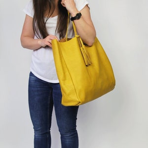 Grand sac en cuir pour le travail, grand sac fourre-tout en cuir, grand sac en cuir avec pampille, sac à bandoulière en cuir, sac fourre-tout en cuir jaune