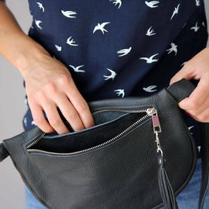 Leather Pocket Belt, Black Leather Fanny Pack, Fanny Pack Leather, Hip Bag, Leather Pouch, Belt bag, Fanny Pack, Leather Women Bag NO 2