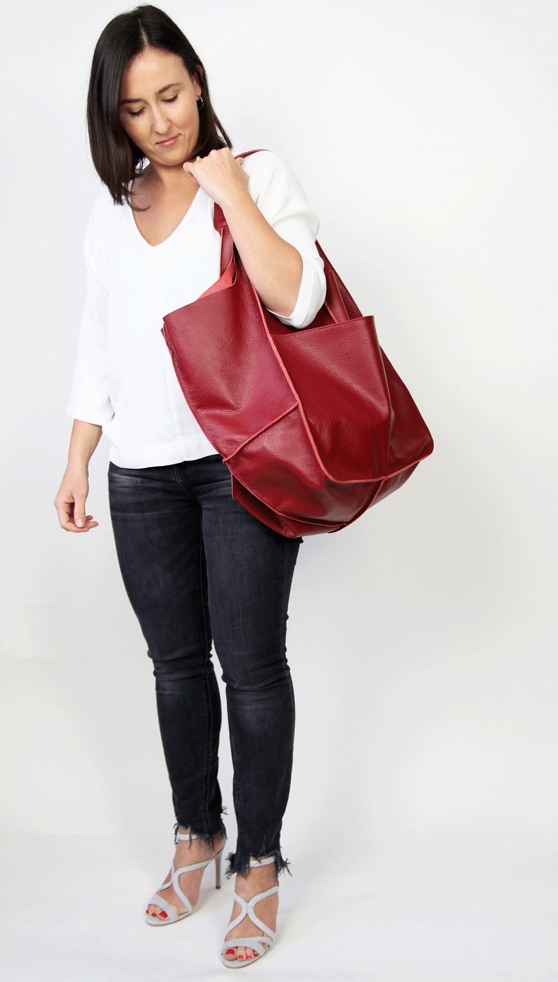 Fourre-tout en cuir rouge foncé, sac surdimensionné Grand sac en cuir, sac de tous les jours, sac en cuir pour femme Slouchy Tote, sac à main pour femme, sac en cuir souple image 2