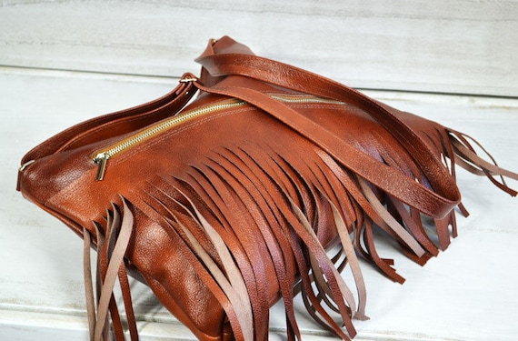 Women Designer Fringe Shoulder bag at Rs 1890/piece | Women Shoulder Bags  in Howrah | ID: 25555593873